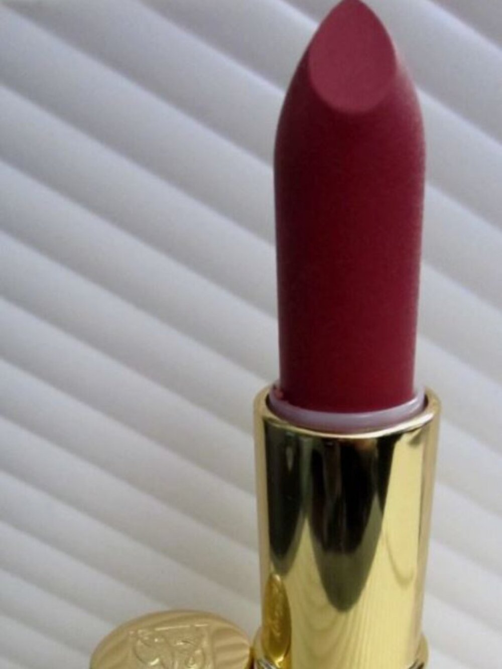 VTG Estee Lauder 55 BLUSHING CREME Pure Color Long Lasting Lipstick - Gold tube